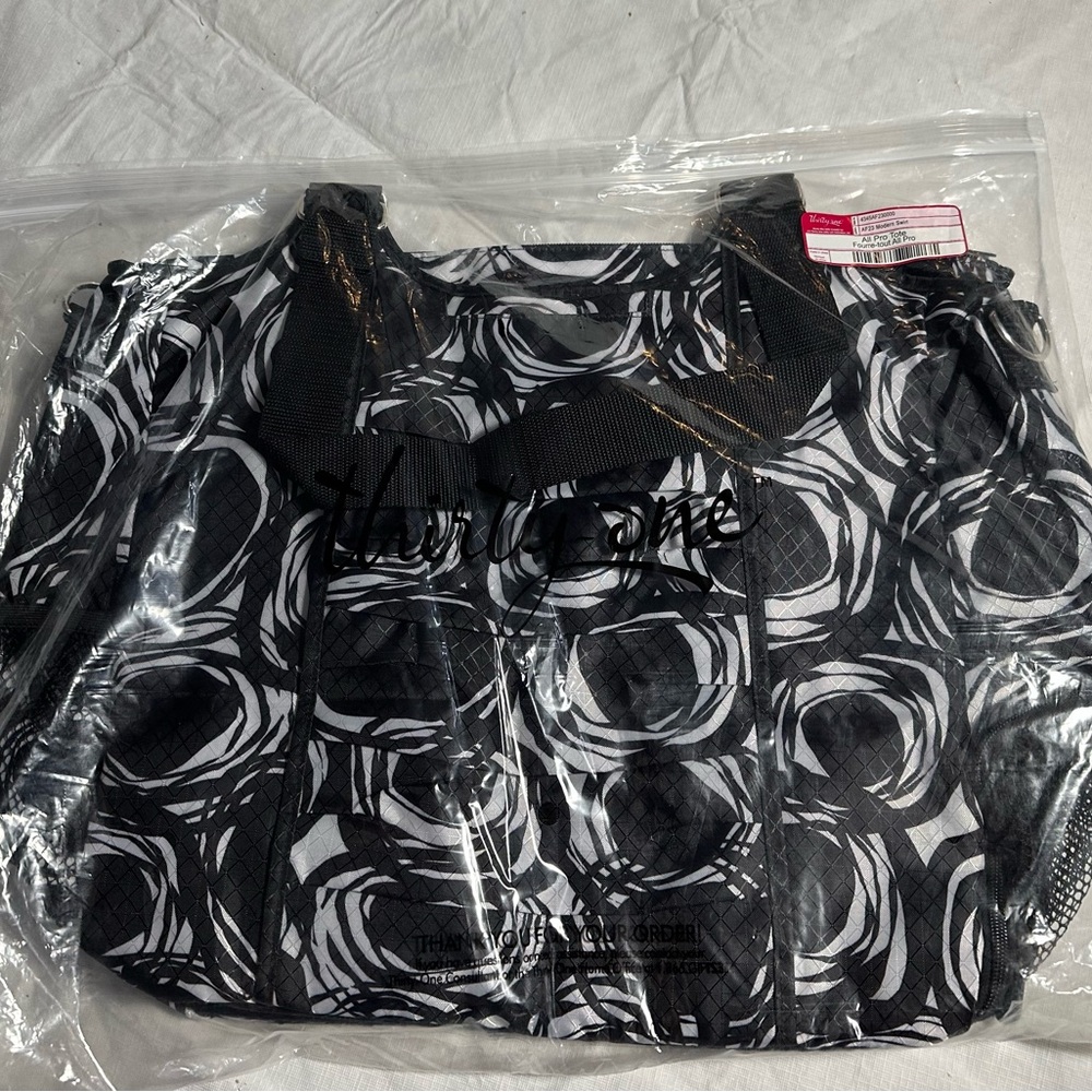 Thirty-One All Pro Tote - Modern Swirl